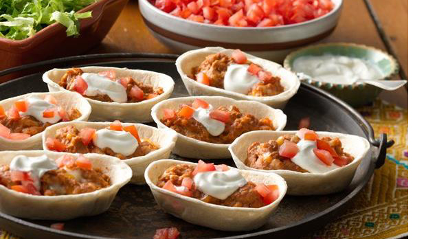 Mini tacos au fromage et aux Refried Beans